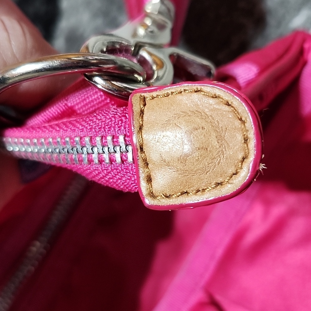 VINTAGE VS PINK 2010 SMALL CROSSBODY BAG PURSE - Picture 5 of 15
